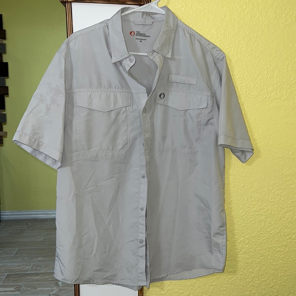THE AMERICAN OUTDOORSMAN: Men Button up Shirt